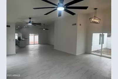 18815 N 43rd Drive, Glendale, AZ 85308 - Photo 3