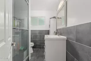 742 E Sierra Vista Dr, Phoenix, AZ 85014 - Photo 31