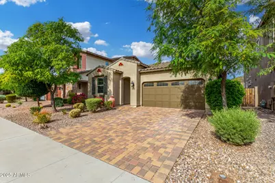 12786 W Burnside Trail, Peoria, AZ 85383 - Photo 9