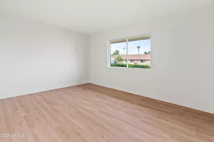 10417 W Prairie Hills Cir, Sun City, AZ 85351 - Photo 23