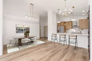 13224 N 31st Way, Phoenix, AZ 85032 - Photo 1