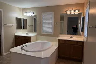 848 S Huish Dr, Gilbert, AZ 85296 - Photo 11