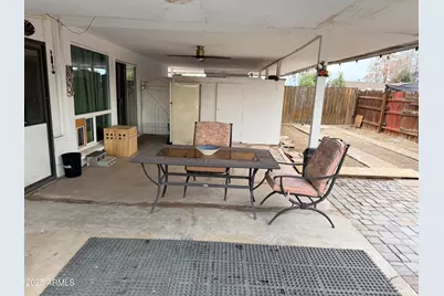 5821 W Clarendon Avenue, Phoenix, AZ 85031 - Photo 15