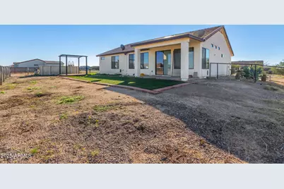 30504 W McKinley Street, Buckeye, AZ 85396 - Photo 15