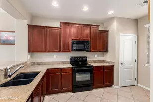 29314 N 68th Ave, Peoria, AZ 85383 - Photo 5