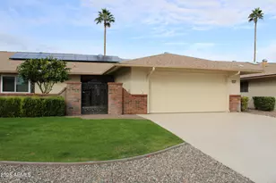 12542 W Parkwood Dr, Sun City West, AZ 85375 - Photo 5