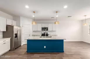 2446 W Stradling Ave, Apache Junction, AZ 85120 - Photo 9