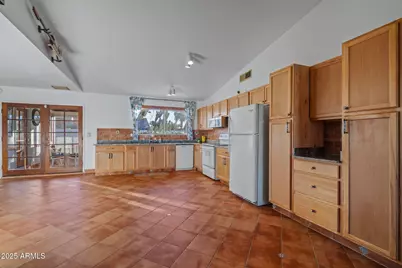 4841 E Desert View Drive, Phoenix, AZ 85044 - Photo 5