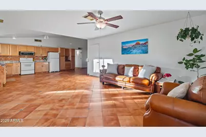 4841 E Desert View Drive, Phoenix, AZ 85044 - Photo 15