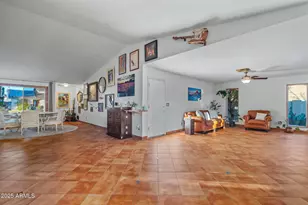 4841 E Desert View Dr, Phoenix, AZ 85044 - Photo 11