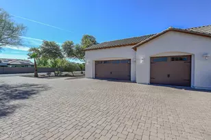 18318 W Solano Dr, Litchfield Park, AZ 85340 - Photo 9