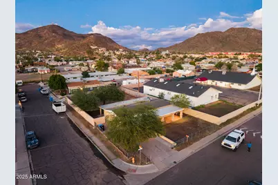 1326 W Cheryl Drive, Phoenix, AZ 85021 - Photo 31