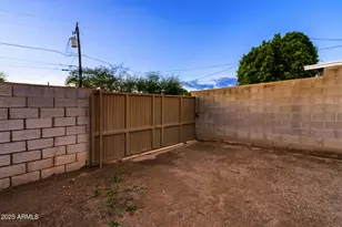 1326 W Cheryl Dr, Phoenix, AZ 85021 - Photo 25