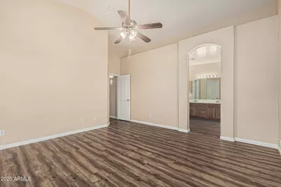 6918 S 37th Drive, Phoenix, AZ 85041 - Photo 17