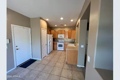 146 E Catclaw Street, Gilbert, AZ 85296 - Photo 5