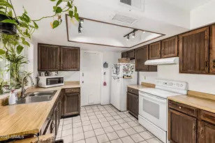 7520 W Glenrosa Ave, Phoenix, AZ 85033 - Photo 11