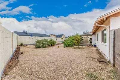 7520 W Glenrosa Avenue, Phoenix, AZ 85033 - Photo 23