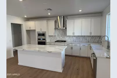 2452 W Maximo Way, Phoenix, AZ 85085 - Photo 5