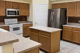 15704 N 156th Ln, Surprise, AZ 85374 - Photo 7