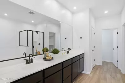 5874 N 193rd Avenue, Litchfield Park, AZ 85340 - Photo 17