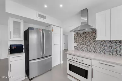 1739 W Banff Lane, Phoenix, AZ 85023 - Photo 19