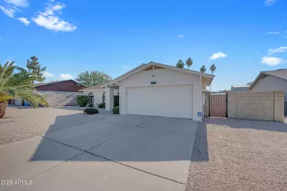 1739 W Banff Lane, Phoenix, AZ 85023 - Photo 3