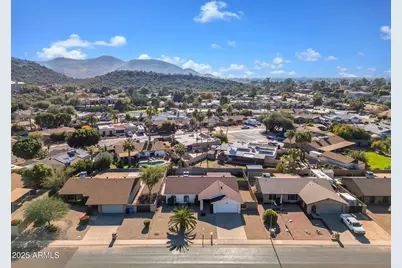 1739 W Banff Lane, Phoenix, AZ 85023 - Photo 47