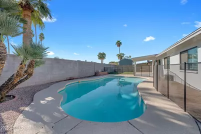 1739 W Banff Lane, Phoenix, AZ 85023 - Photo 43