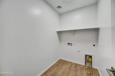 5869 N 193rd Drive, Litchfield Park, AZ 85340 - Photo 5