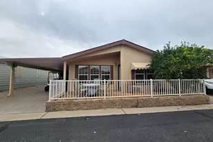 650 N Hawes Rd, Mesa, AZ 85207 - Photo 1