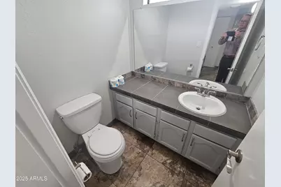 10032 W Sells Drive, Phoenix, AZ 85037 - Photo 13