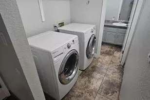 10032 W Sells Dr, Phoenix, AZ 85037 - Photo 15