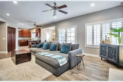 431 W Mountain Vista Drive, Phoenix, AZ 85045 - Photo 11