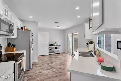 1510 E Commerce Avenue, Gilbert, AZ 85234 - Photo 11