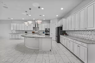 9390 W Parkside Ln, Peoria, AZ 85383 - Photo 7