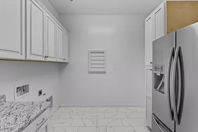 9390 W Parkside Lane, Peoria, AZ 85383 - Photo 25