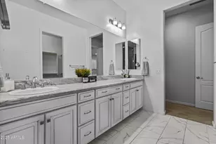 9390 W Parkside Ln, Peoria, AZ 85383 - Photo 17