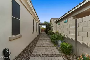 9390 W Parkside Ln, Peoria, AZ 85383 - Photo 33