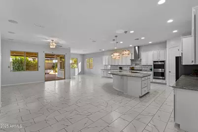 9390 W Parkside Lane, Peoria, AZ 85383 - Photo 9