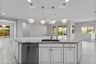 9390 W Parkside Ln, Peoria, AZ 85383 - Photo 5