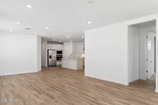 6938 W Buckhorn Trail, Peoria, AZ 85383 - Photo 5