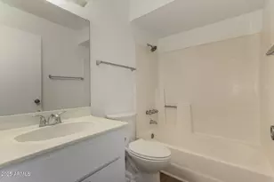 19601 N 7th St, Phoenix, AZ 85024 - Photo 25