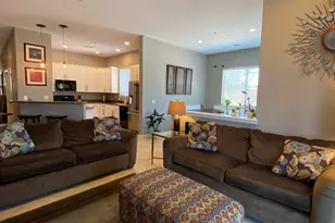 4241 N Pebblecreek Pkwy, Goodyear, AZ 85395 - Photo 9