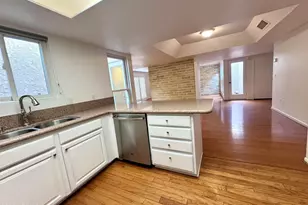 7926 E Bonnie Rose Ave, Scottsdale, AZ 85250 - Photo 11