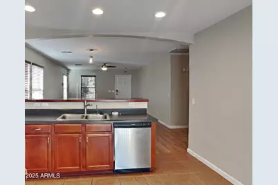 669 W Silver Reef Court, Casa Grande, AZ 85122 - Photo 5