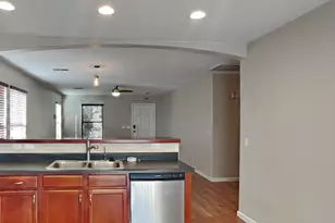 669 W Silver Reef Ct, Casa Grande, AZ 85122 - Photo 5