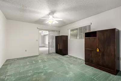 10764 W Cinnebar Avenue, Sun City, AZ 85351 - Photo 17