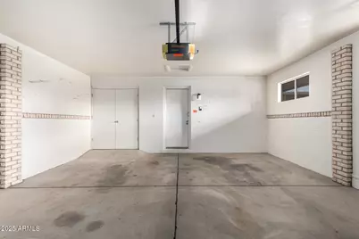 10764 W Cinnebar Avenue, Sun City, AZ 85351 - Photo 27