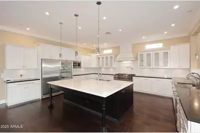 8822 N 85th Place, Scottsdale, AZ 85258 - Photo 15