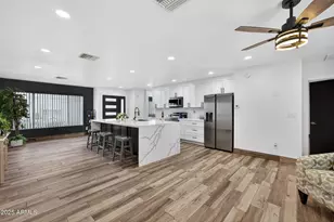 731 E Villa Rita Dr, Phoenix, AZ 85022 - Photo 9